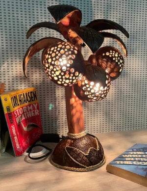 3 Balls Coconut Lamp Coconut Tree Shell Bedroom Lamp Tree Table Light Wooden Palm Lantern