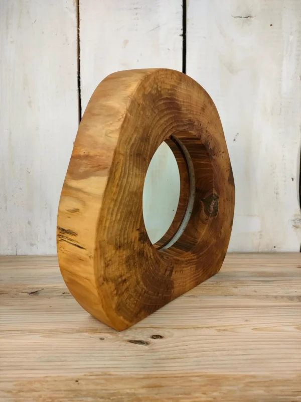Walnut lamp - Image 3