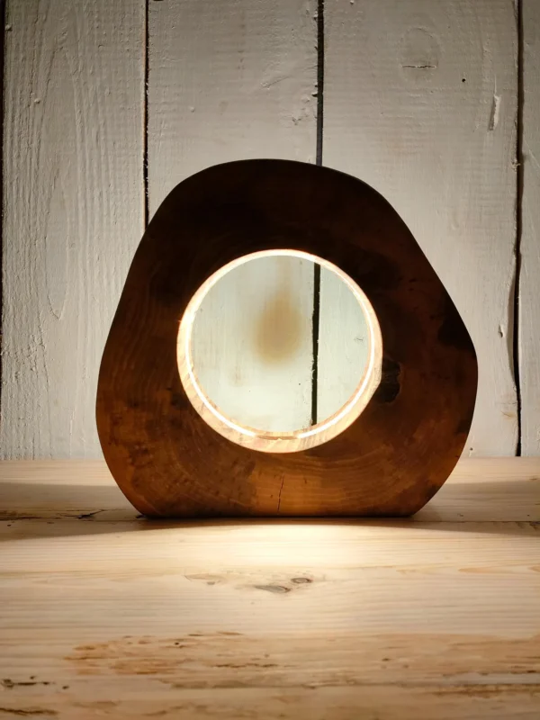 Walnut lamp - Image 5