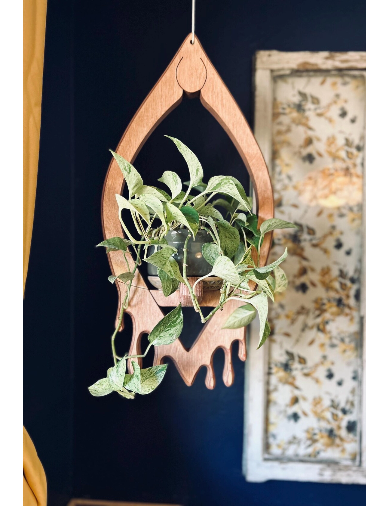 PR SR 58, Wooden Plant Hanger – Fun Handmade Planter Stand