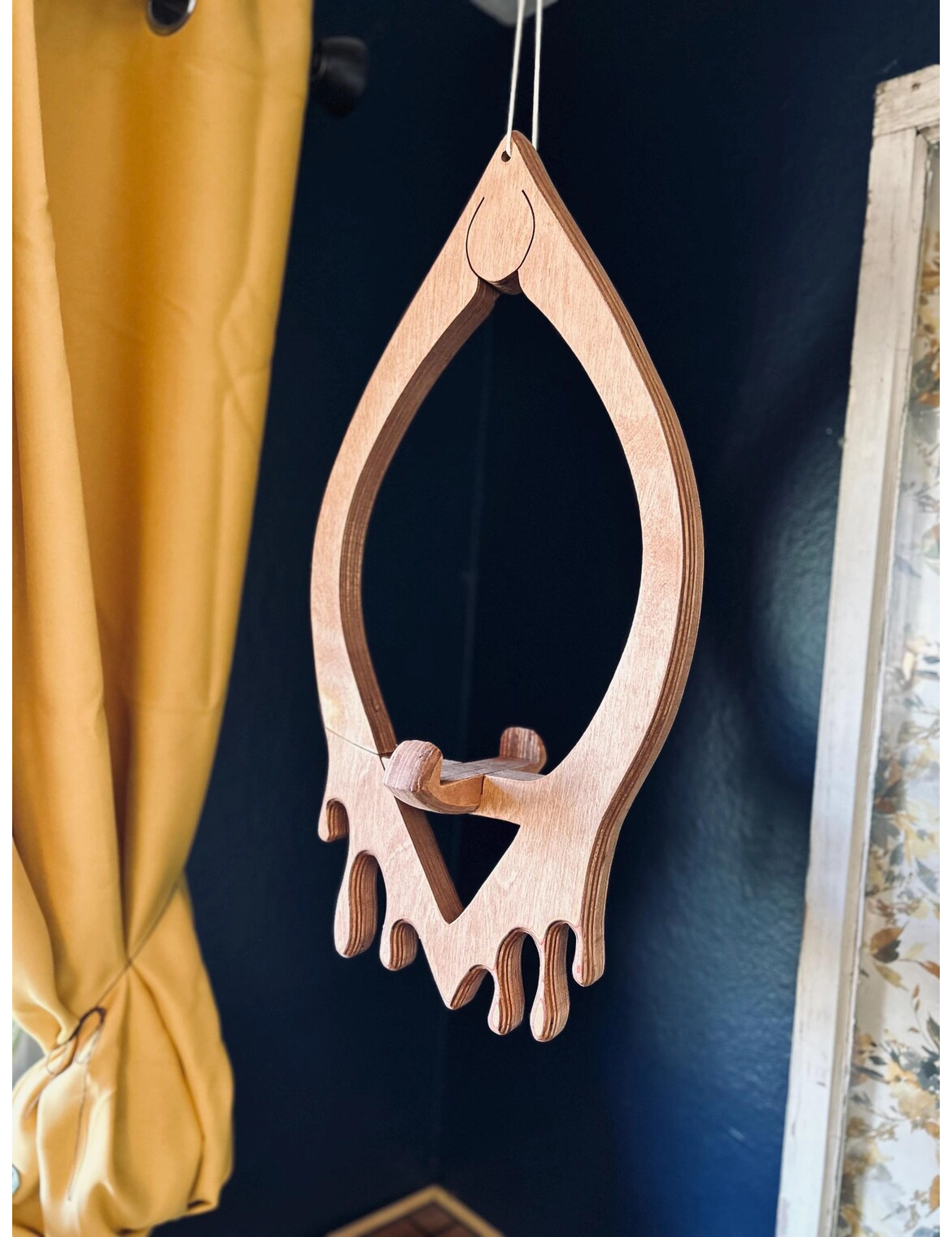 PR SR 58, Wooden Plant Hanger – Fun Handmade Planter Stand - Image 3