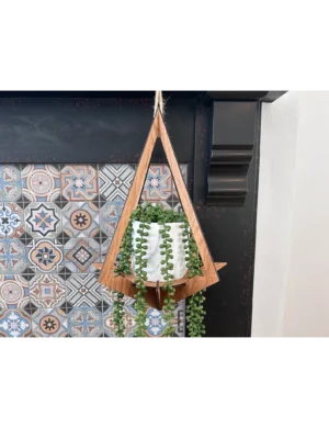PR SR 13,Handmade Diamond Wooden Plant Hanger – by Krafted Kingdom