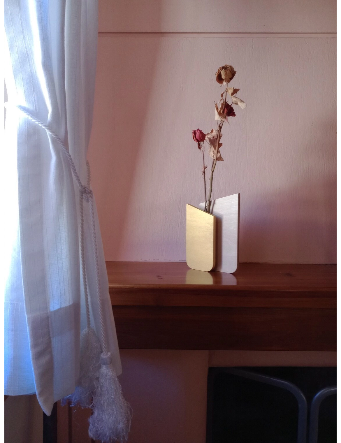 PR SR 61, Slim Geometric Wooden Vase – Dried Flower Holder - Image 3