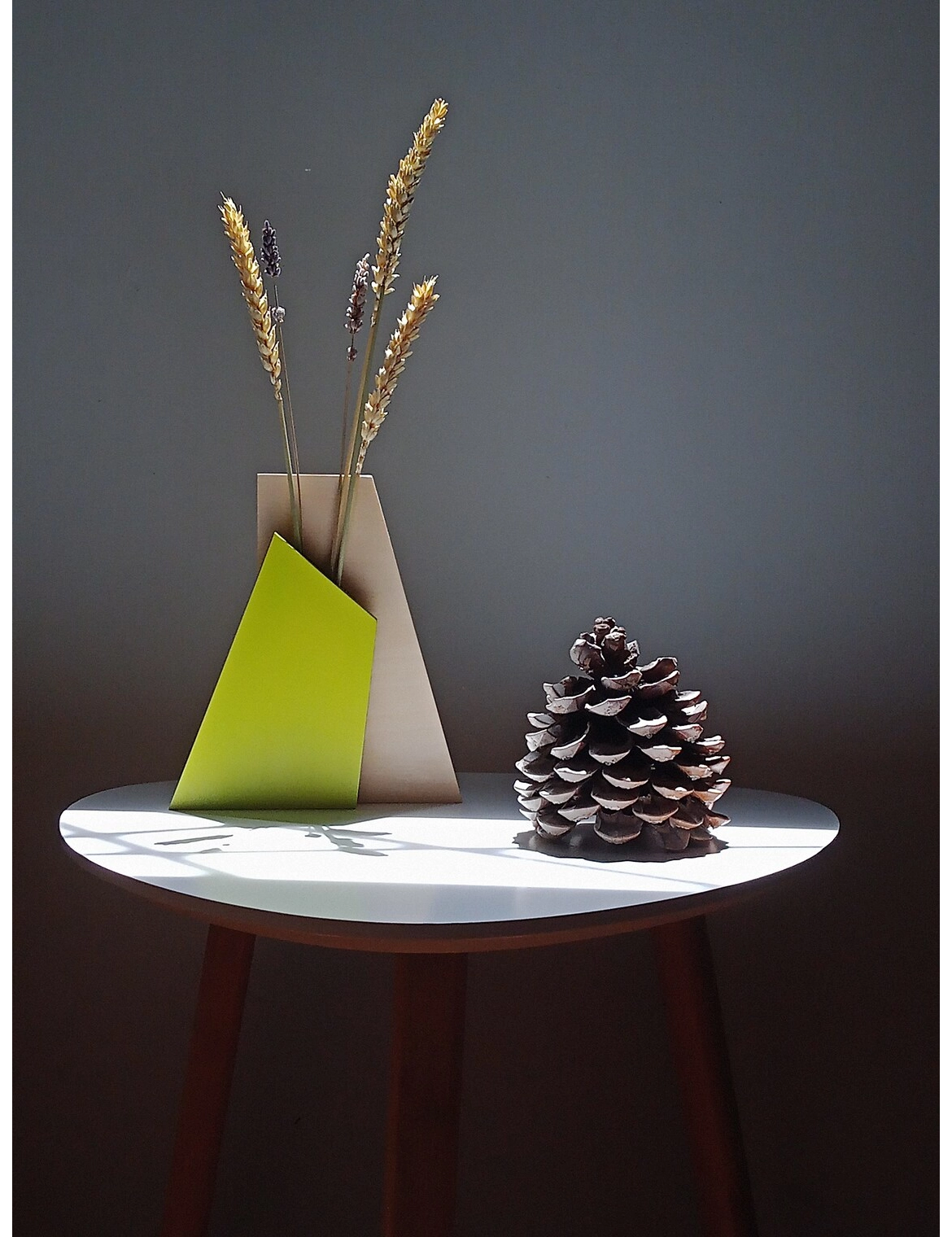 PR SR 62, Lime Acid Wooden Vase – Mid-Century Modern Geometric Decor – Handmade Dried Flower Holder - Image 4