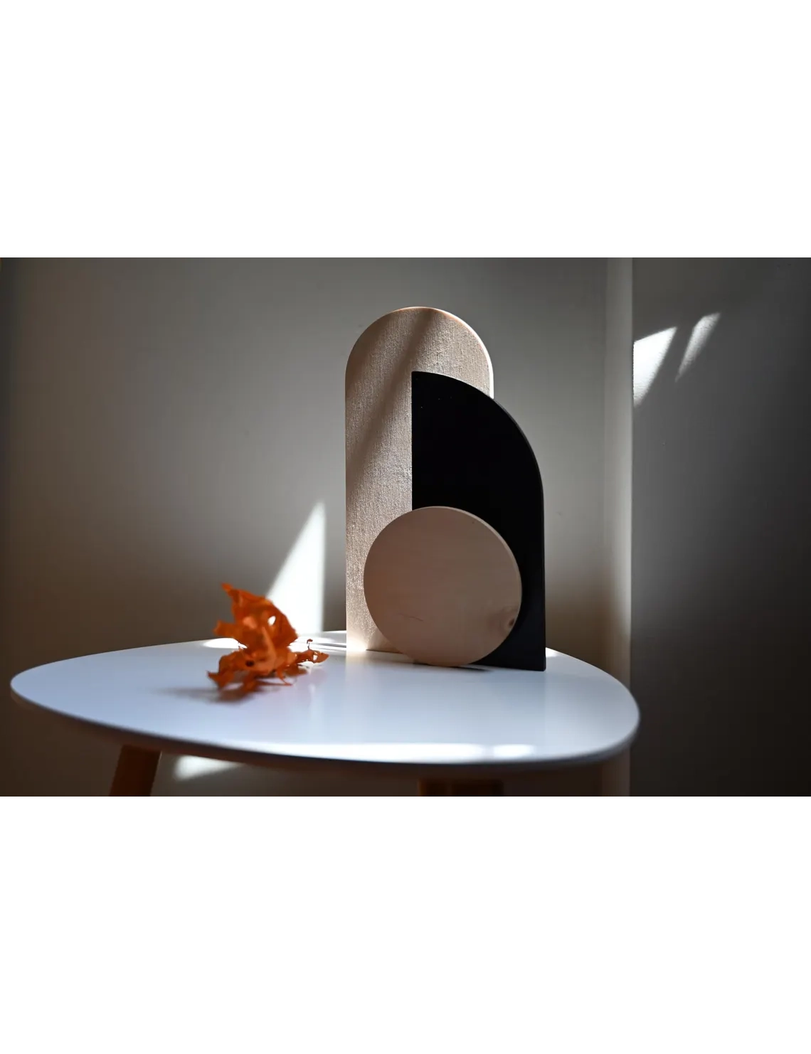 PR SR 71, Black Wood Console Vase – Slim Geometric Decor for Entryway or Bedside - Image 2