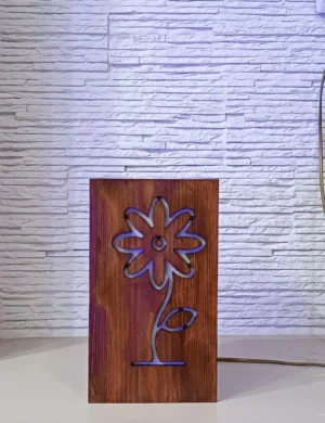 TL SR 10, Rustic Flower Wood Lamp – Handmade Bedside Desk Light